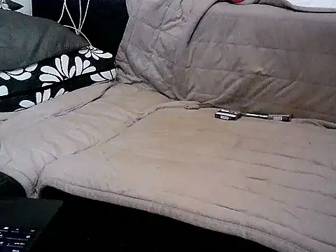 IncredibleGlaze78 webcam