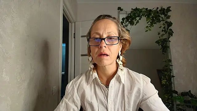 LioraWeiss webcam