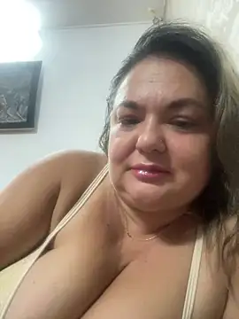 MikyVesela webcam