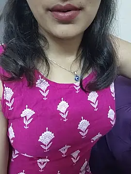 Ritika_jha01 live cam on StripChat