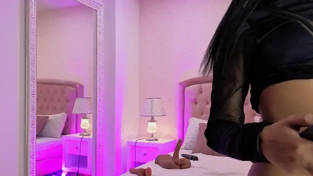 ChloeMoon9 webcam