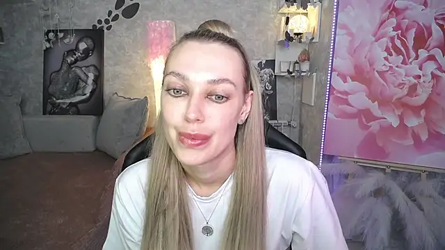 NickyAdamidi webcam