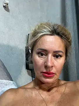 Tania201243 webcam