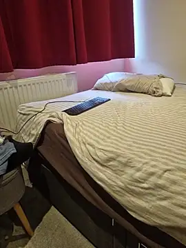 NakedAchilles webcam