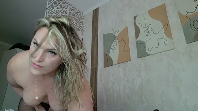 AnyutaSweety webcam