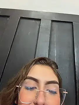 miiabellovic webcam