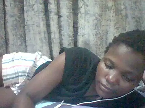 tina_2030 webcam