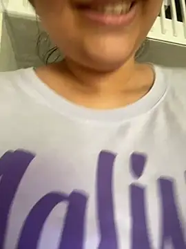 Melinagozx webcam