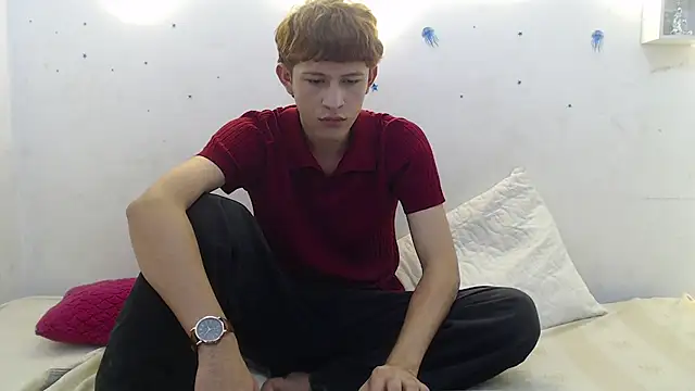 christian_foxx_ webcam