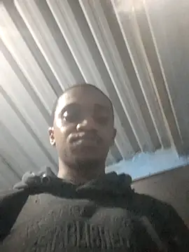 Dirtydyan45 webcam