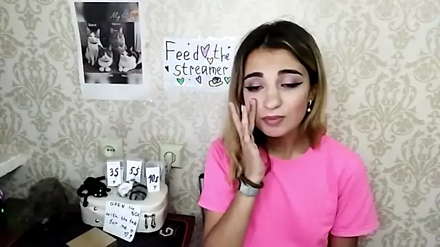 AminaGirls webcam
