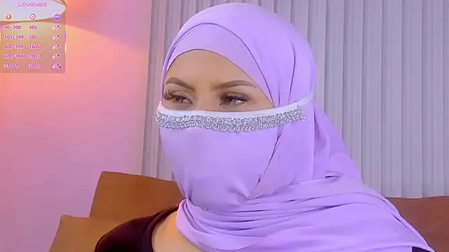 Nahiaraa__ webcam