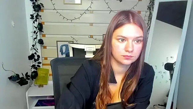 Josephine_Kiss webcam
