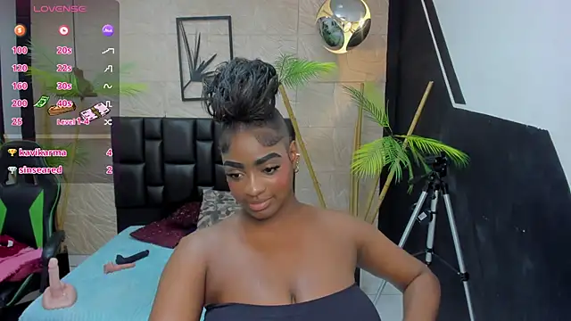 alana_bonny webcam
