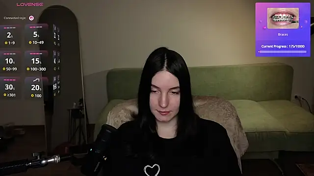 Naomi_Velvet webcam