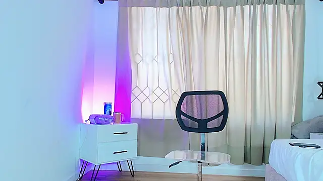 Sara_BigAss- webcam