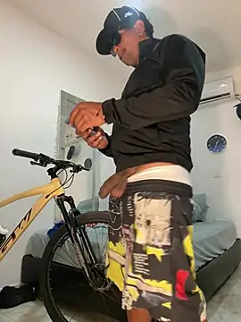 bigdick211292 webcam