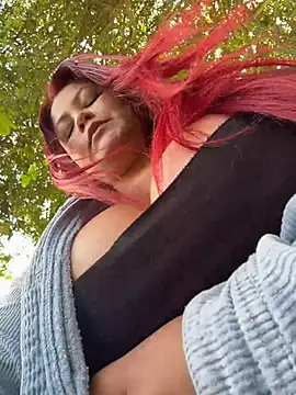 Lia-Moon77 webcam