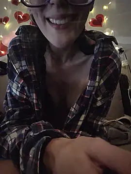 lalauncensored webcam