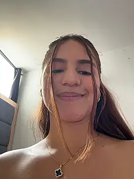 viankarose - ViankaRose's free webcam - UK Sex Cams