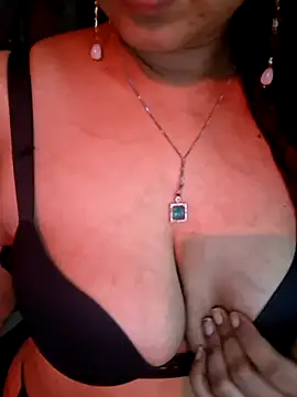 laxmirwt - Laxmirwt's free webcam - UK Sex Cams