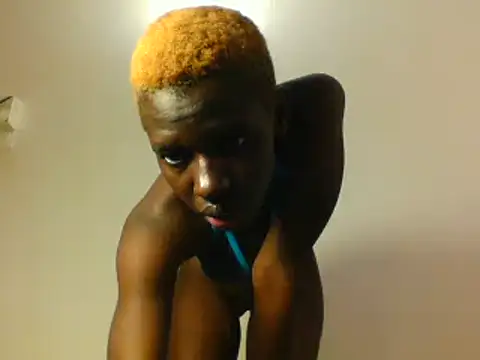 Goldy_petite webcam