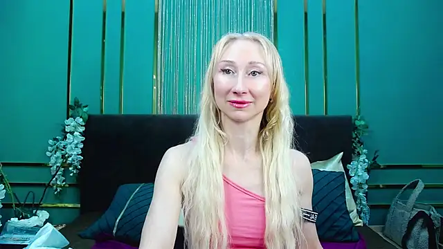 KissDreamm webcam