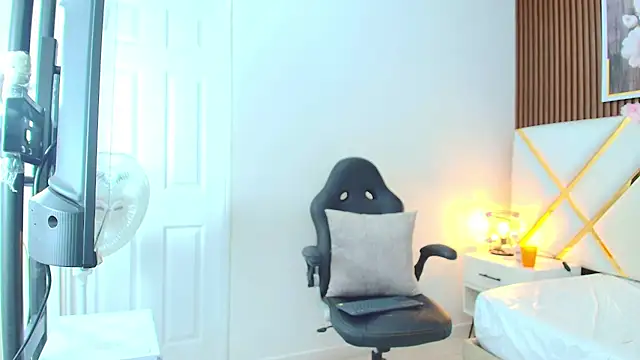 Cristal_Curly webcam