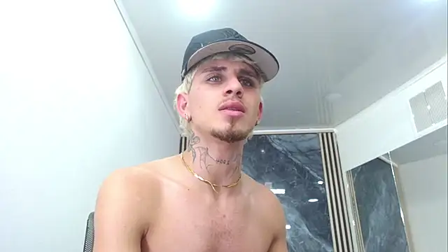 NoahDant webcam