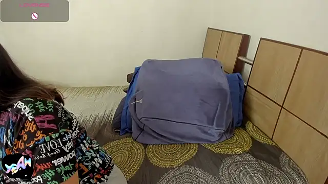 ella_harry webcam