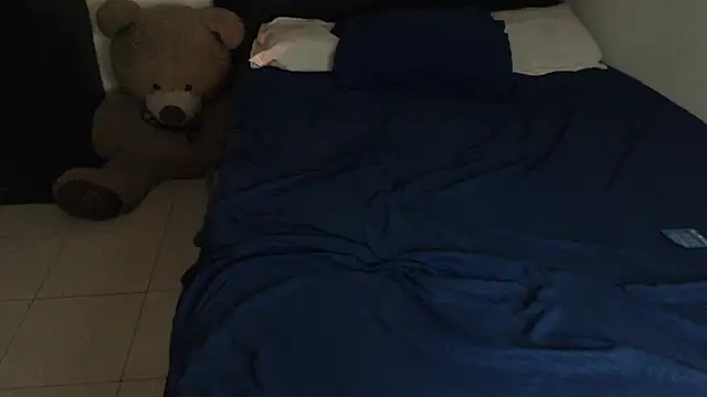 ANGELIQUE_KLANE webcam