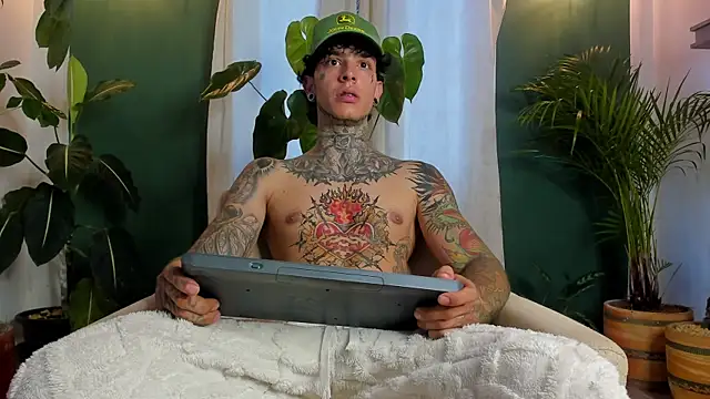 aron_ford - Aron_ford's free webcam - UK Sex Cams