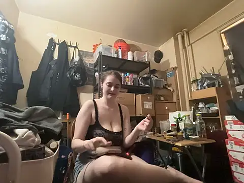 Snowbunnycake_131 webcam