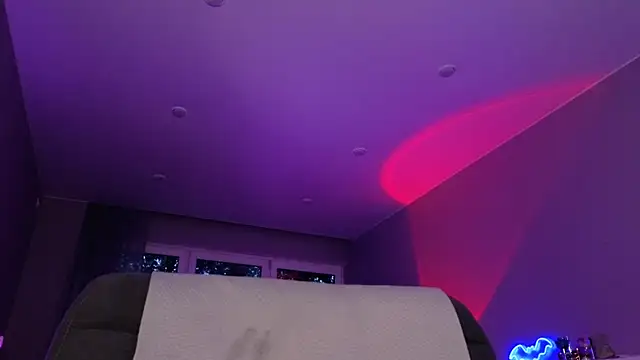 RebeccaAster webcam