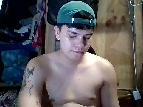 YourCutieBoy_Bigcum14 live sex cam