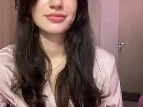 Toviraa live cam on StripChat