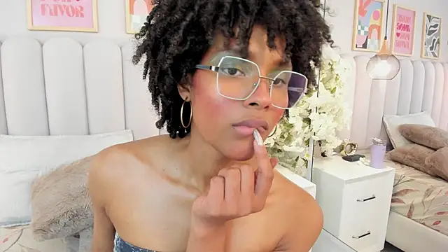 Megan__Hart_ webcam