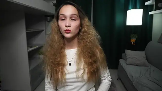 EwaSprinzl live cam on StripChat
