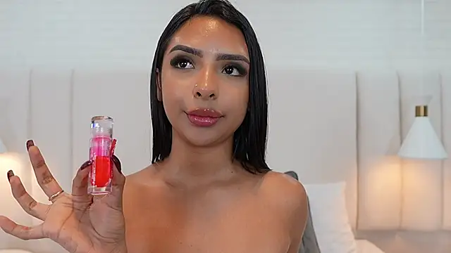 GabyJones_ webcam