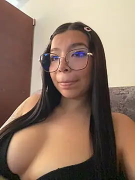 maaddyXXX webcam