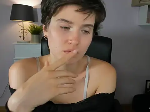 SarahxCharm webcam