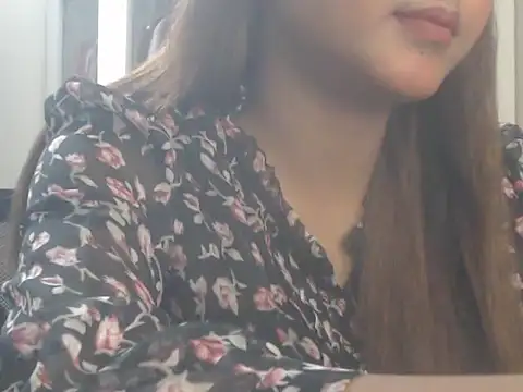 NancyRuvi webcam