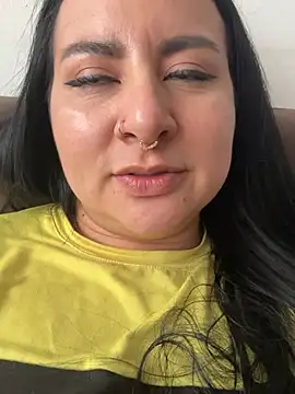 Abril_Luv webcam
