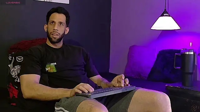 Karim_mansur webcam