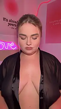 April_Vancee webcam