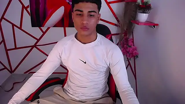 oliver-parker live cam on StripChat