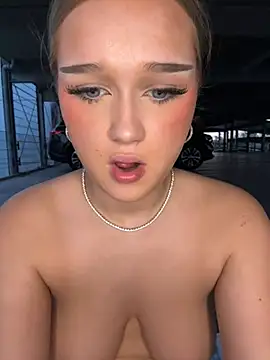 Hannah-2007 Live Webcam on Stripchat