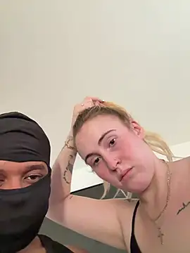 BaddieRiRi224 🧗 naked chat