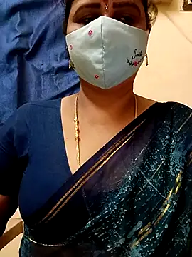 sushma26 Live Webcam on Stripchat