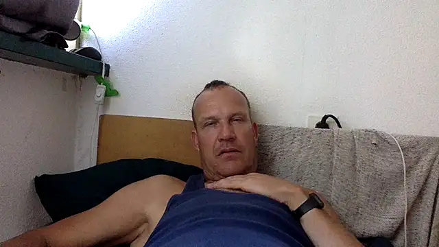 dlvis12 - Dlvis12's free webcam - UK Sex Cams